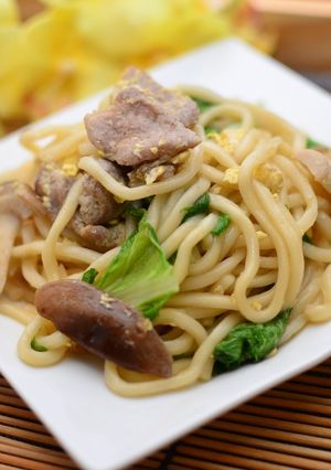 醬香肉片炒麵 的食譜成品照片