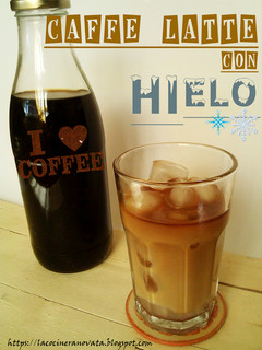 Una foto de Caffe latte con hielo y vainilla