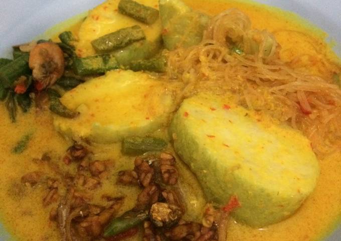 Resep Lontong Sayur Kering Tempe Teri Bihun Goreng Tauco Udang Balado Telur Simpel Oleh Widya Hangiputra Cookpad