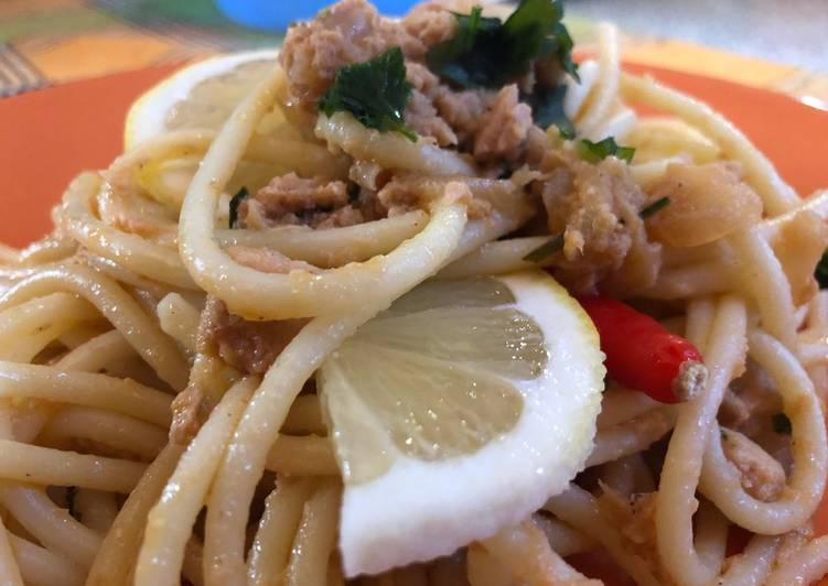 Recipe of Homemade Bucatini Tuna Lemon 🍋 (tonno e limone)