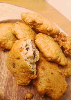 A picture of Akara.