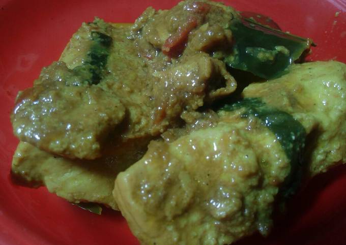 Semur daging ayam