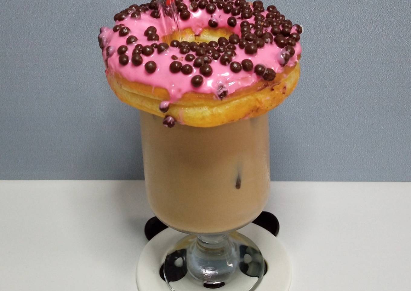 Latte with Donut ☕🍩