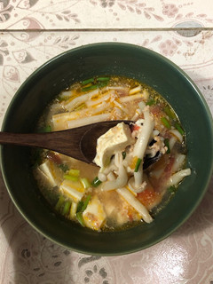 Hình của món Canh Nấm Đậu Phụ.