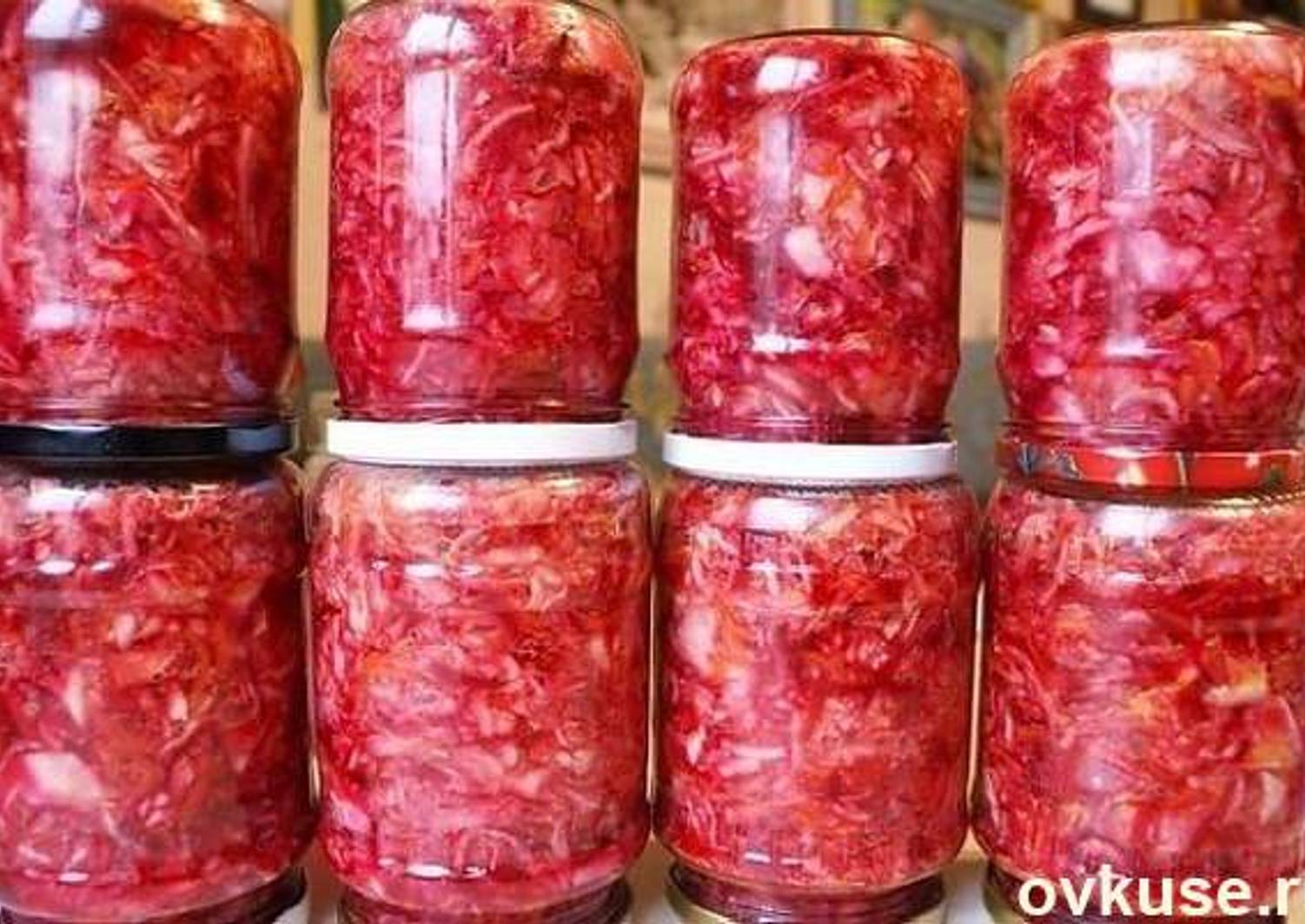 Маринованная капуста со свеклой на зиму в банках рецепты
