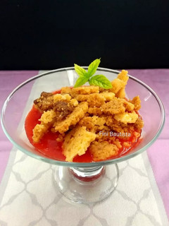 Una foto de Copa de crumble con frutos rojos