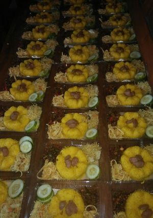 Foto resep 50 mika nasi kuning sederhana (+prkiraan harga bahan)