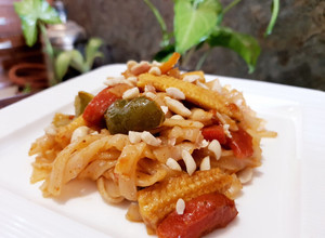 A picture of Pad Thai Noodles.