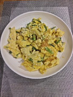 A picture of Spring Onion Eggs.