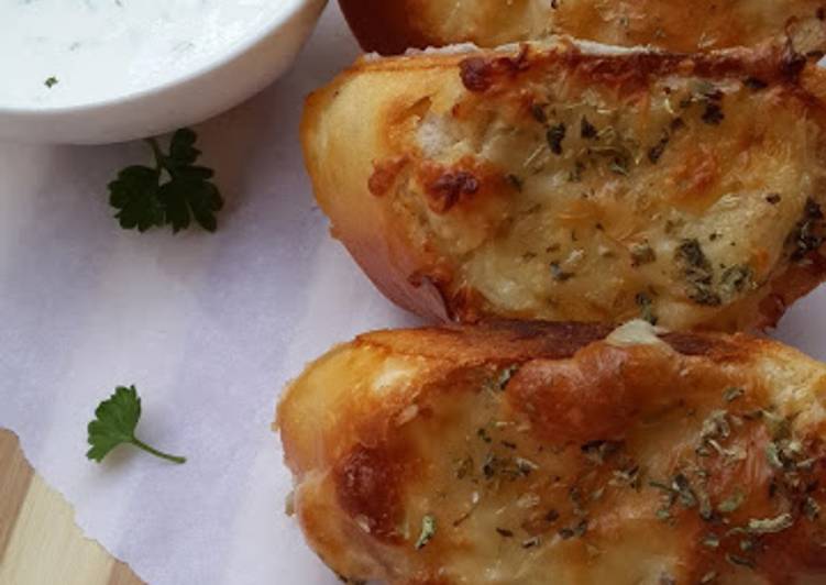 Easiest Way to Make Award-winning Cheesy garlic bread