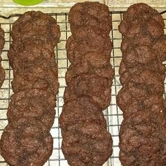 A picture of Chocolate cookies.