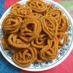 A picture of Jantikalu/murukku.