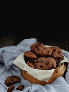 Foto resep Chocolate cookies/ choco chips cookies nyoklat bangett