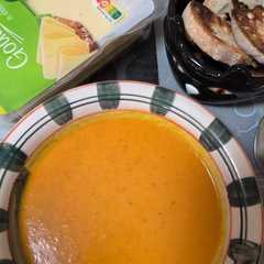 Una foto de Mi mejor receta de sopa de tomate