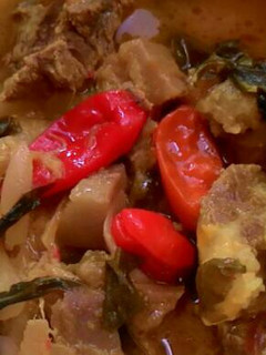 Foto resep Gulai nangka muda daun singkong dgn tetelan