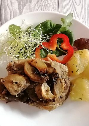 Gombás sertéssült recept fotója