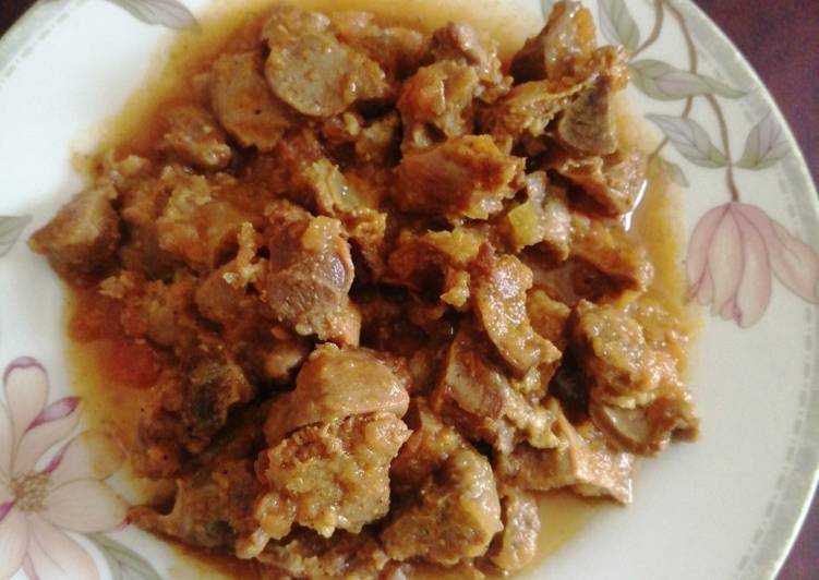 Mollejas de pollo entomatadas