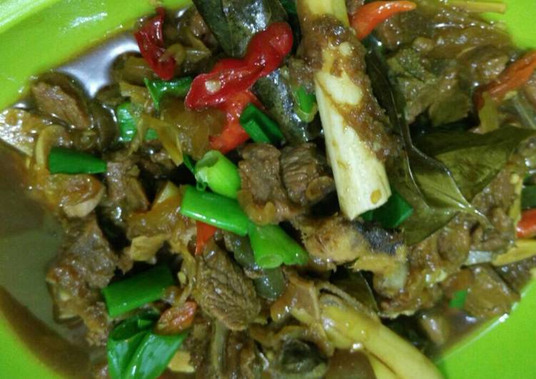 Cara Gampang Membuat Daging kambing pedas manis yang Enak Banget