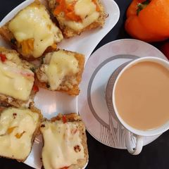 A picture of Mini Bread Pizza.