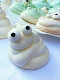 Fantasmas y monstruos de merengue