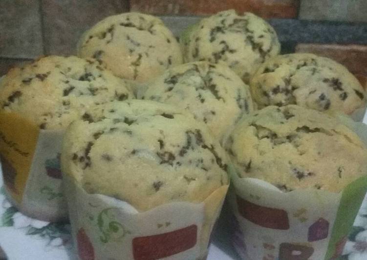 Bagaimana Menyiapkan Bakery Style Vanilla Chocochips Muffin yang Menggugah Selera