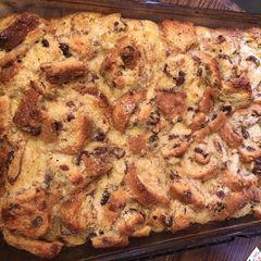 A picture of Eggnog bread pudding.