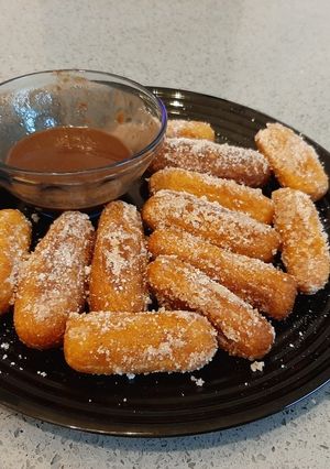 A picture of Easy Churros.