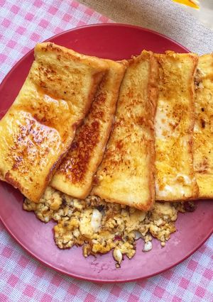 Hình của món Sandwich trứng sữa.