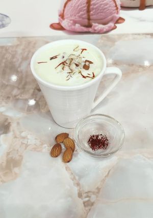 A picture of Saffron Almond Milkshake.