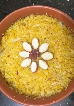 உக்காரு (பாசிப்பருப்பு புட்டு) (Ukkaaru - paasiparuppu puttu recipe in tamil) செய்முறை முக்கிய புகைப்படம்