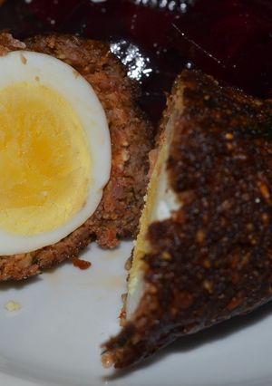 Una foto de Huevos escondido (kebbe  al Baida)