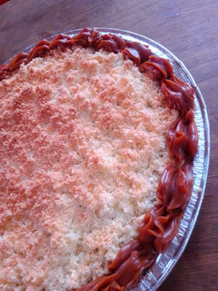 Una foto de Tarta de coco y dulce de leche