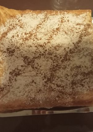 Una foto de Milhojas de crema y nata