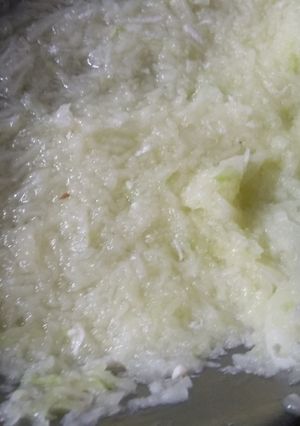 लौकी का हलवा (Lauki ka halwa recipe in Hindi) रेसिपी मुख्य फोटो