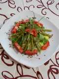 Ensalada de chicharo japones y esparragos