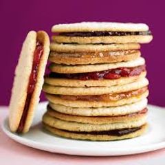 A picture of Jam cookies.