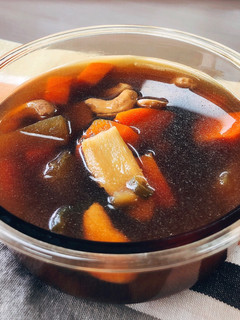 腰果燉西瓜皮湯(素) 的食譜成品照片