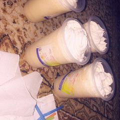 A picture of Banana and Apple milkshake.