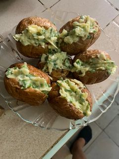 Una foto de Papas asadas con relleno