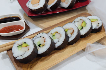 Resep Sushi Roll Anti Gagal