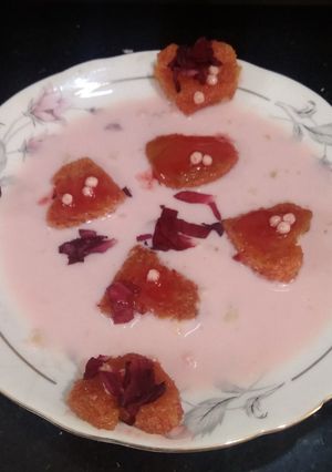 शाही रोझ तुकडा (shahi rose tukda recipe in marathi) रेसिपी चे मुख्य फोटो 