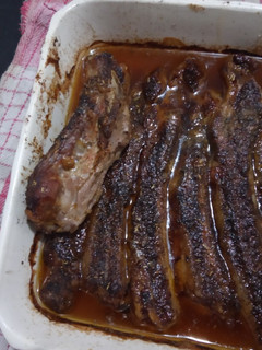 Una foto de Costillas con hierbas al horno