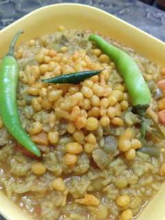 பெங்களூர் ஸ்டைல் பிசிபெல்லாபாத் செய்முறை முக்கிய புகைப்படம்