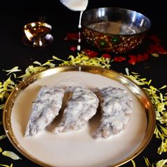A picture of Dudh Puli / Kheer Puli.