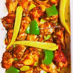 Roasted chicken wings with veggies烤箱版蔬菜烤鸡翅根 A picture of Roasted chicken wings with veggies烤箱版蔬菜烤鸡翅根.