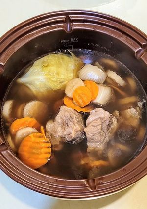 A picture of Singaporean Bak Kut Teh.