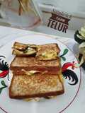 Sandwich Ayam Telur