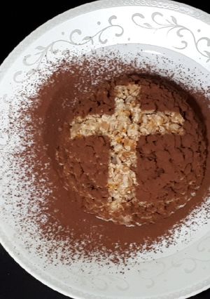 Una foto de Coliva o postre medieval
