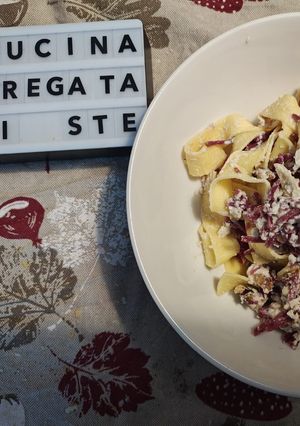 Foto di 125👩🏻‍🍳Tagliatelle fresche all'uovo con ricotta, bresaola e noci