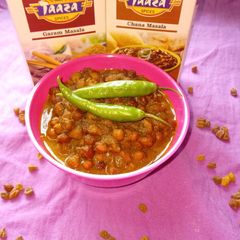 A picture of Chana masala.